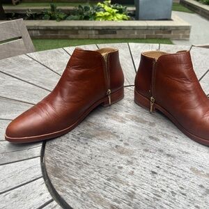 Nisolo Women's Zip Ankle Boots, Tan leather, Size US 8, Made in Peru